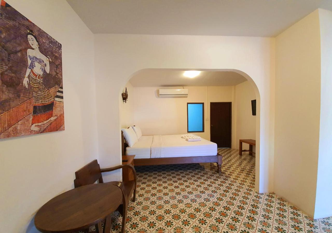 Nan Lanna Hotel Exterior photo